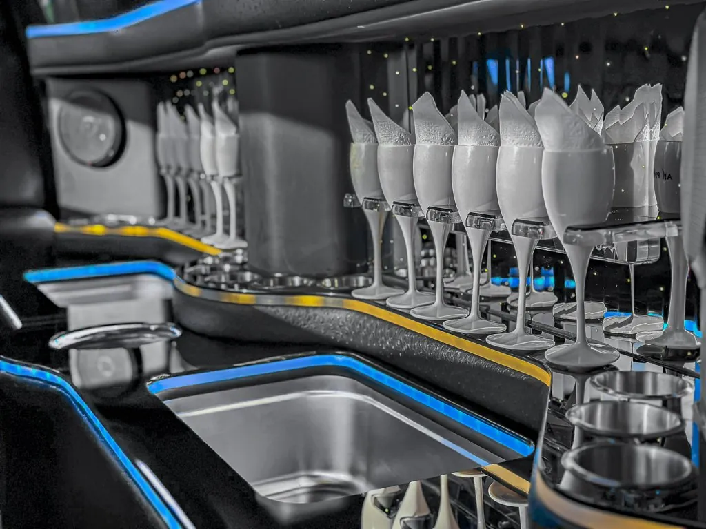 image of 14 passenger Cadillac XT6 limousine wet bar